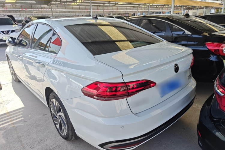 Volkswagen Bora 2024 изображение автомобиля #5