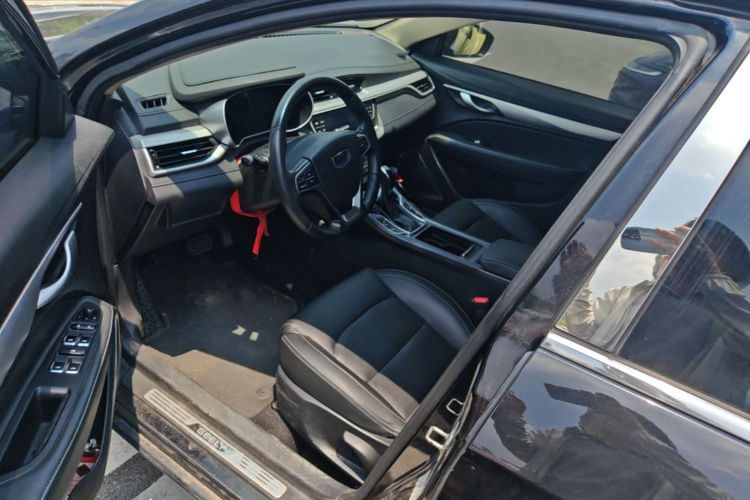 GEELY Emgrand 2018 #18 GEELY Emgrand 2018 car image #18