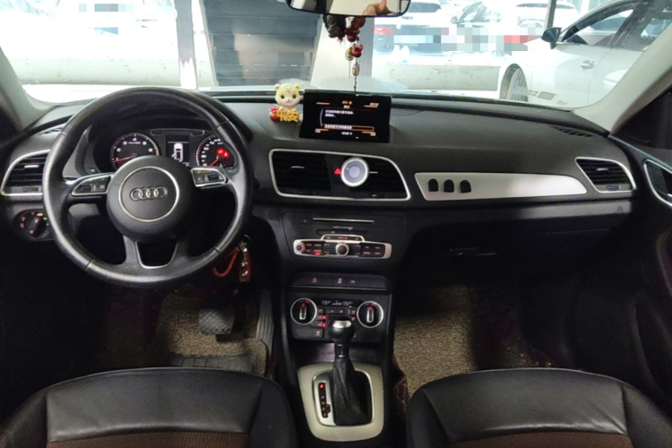 Audi Q3 2017 #10 Audi Q3 2017 car image #10