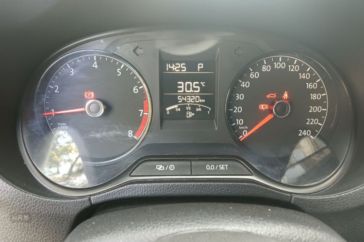 Volkswagen Polo 2018 #13 Volkswagen Polo 2018 car image #13