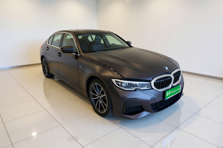 BMW 3 Series 2020 car image #4