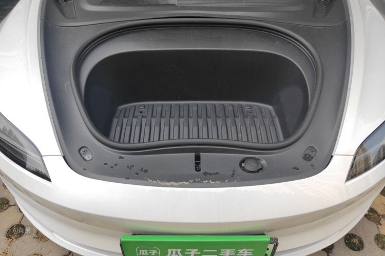 Tesla Model 3 2024 car image #22