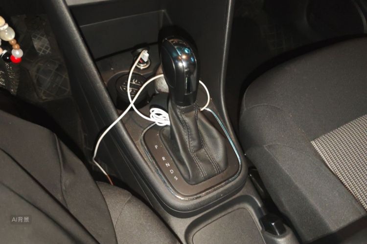 Volkswagen Polo 2019 car image #16