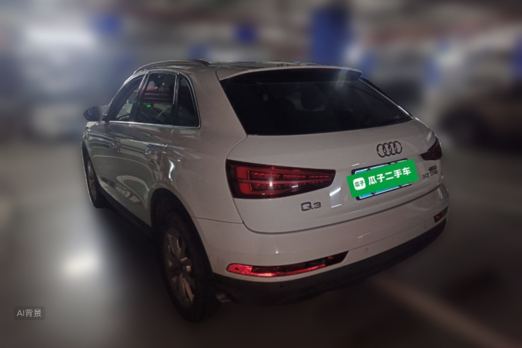 Audi Q3 2016 car image #5