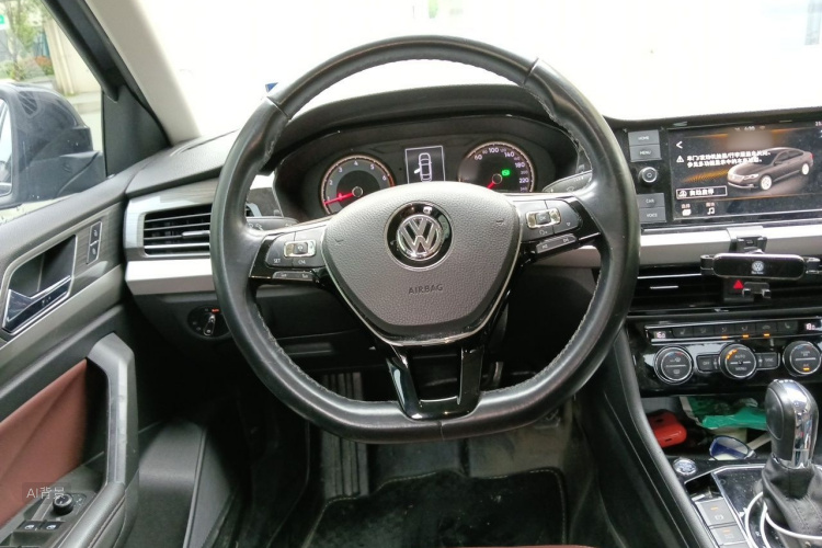 Volkswagen Lavida 2020 car image #12