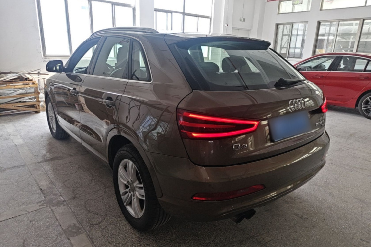 Audi Q3 2015 #5 Audi Q3 2015 car image #5