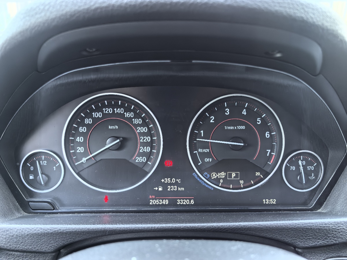 BMW 3 Series GT 2017 #4 BMW 3 Series GT 2017 imagem de carro #4