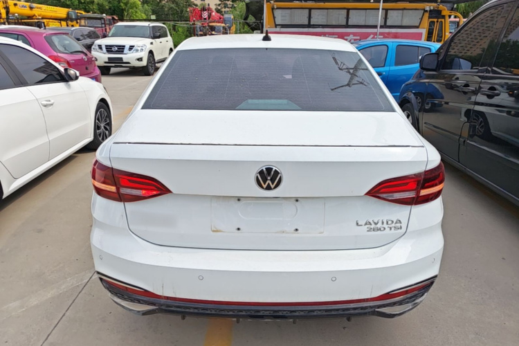 Volkswagen Lavida 2023 car image #6