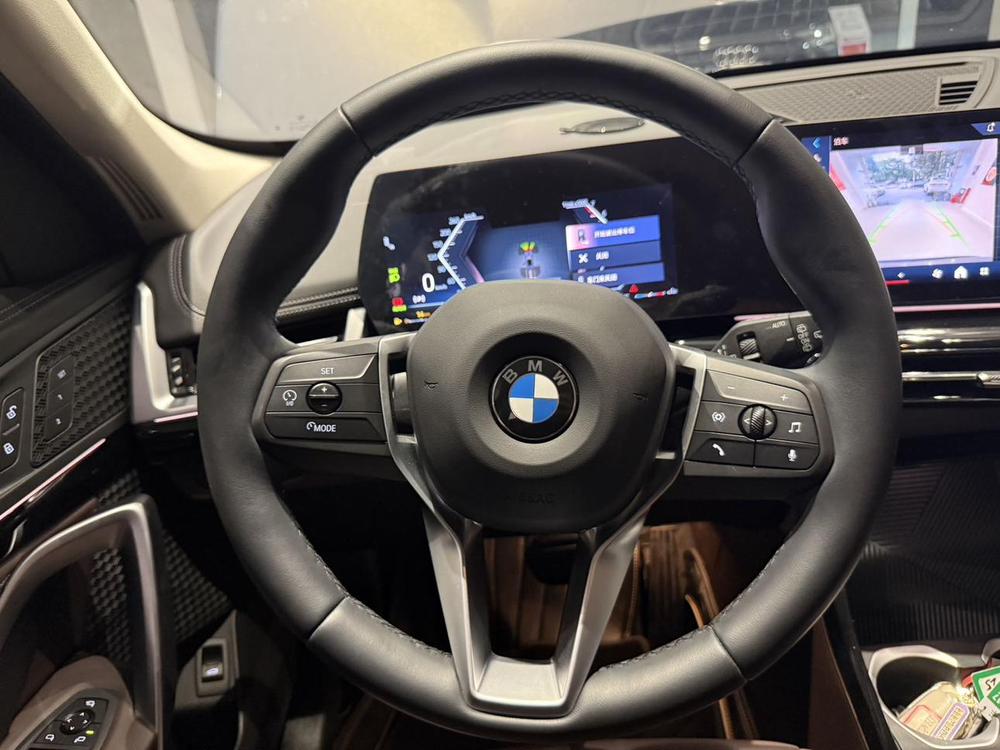 BMW X1 2023 immagine di auto #13