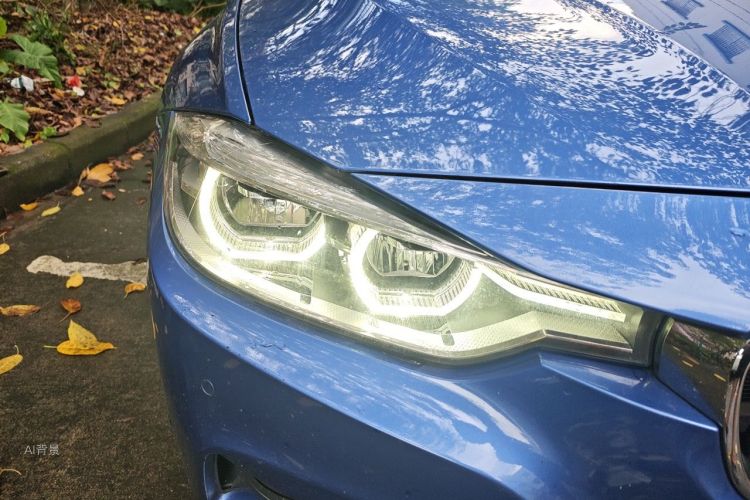 BMW 3 Series 2018 #8 BMW 3 Series 2018 car image #8