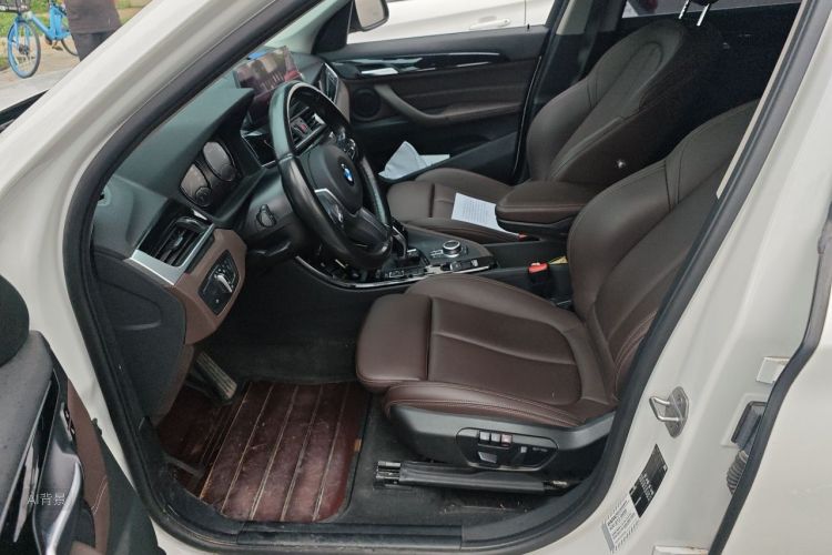 BMW X1 2020 car image #17