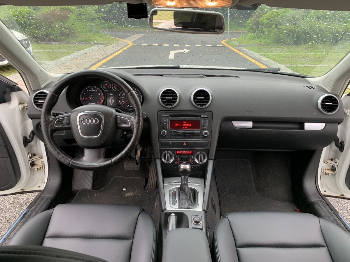 Audi A3 (Imported) 2013 car image #9