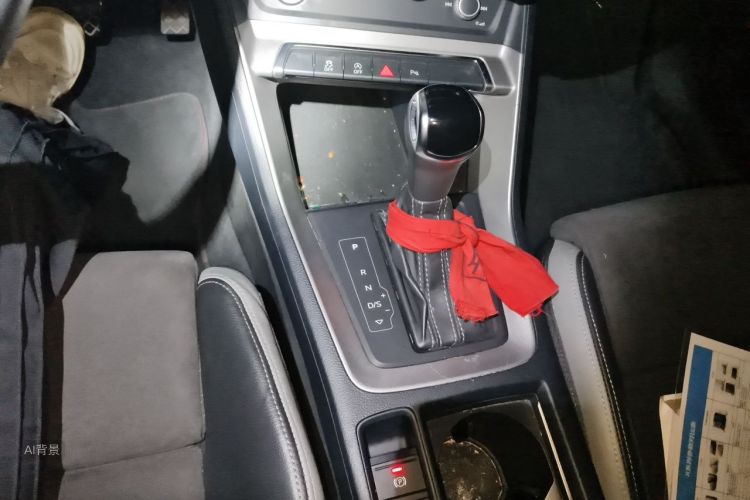 Audi Q3 2019 #16 Audi Q3 2019 car image #16