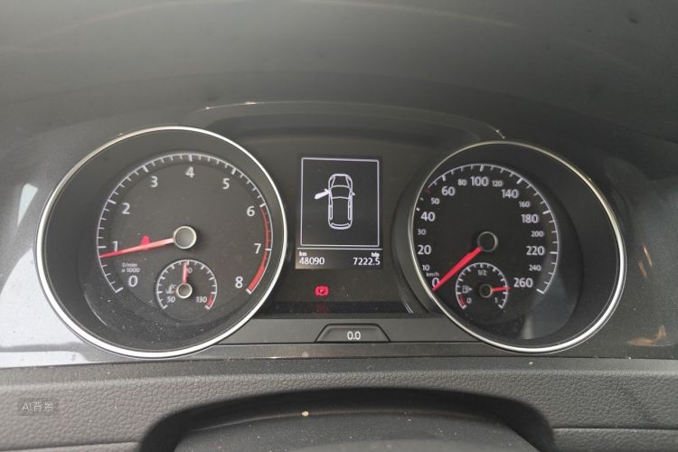 Volkswagen Golf 2017 car image #14