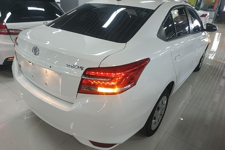 Toyota Vios 2017 car image #7