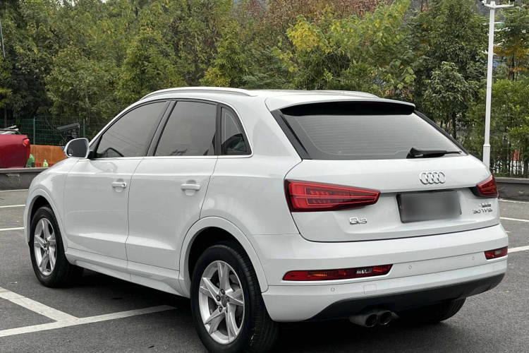 Audi Q3 2018 image de voiture #8