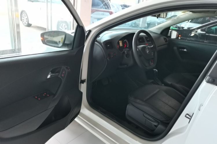 Volkswagen Polo 2018 #16 Volkswagen Polo 2018 car image #16