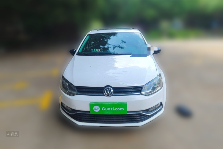 Volkswagen Polo 2015 car image #3