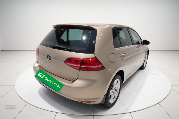 Volkswagen Golf 2014 car image #7