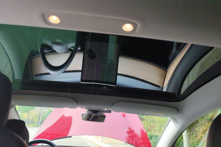 Tesla Model 3 2021 #20 Tesla Model 3 2021 car image #20