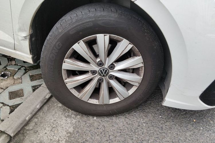 Volkswagen Lavida 2025 car image #9