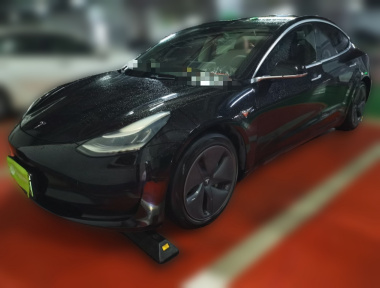 Tesla Model 3 2020 car image 