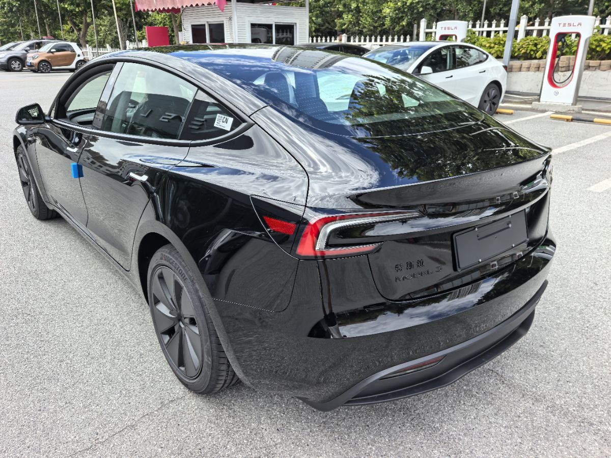 Tesla Model 3 2026 #3 Tesla Model 3 2026 car image #3