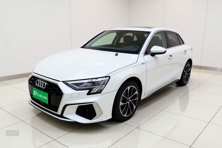 Audi A3 2022 immagine di auto #2