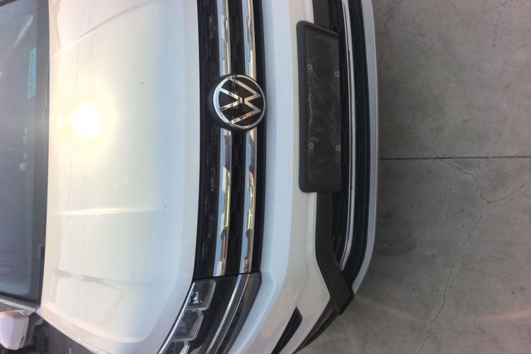 Volkswagen Tharu 2021 car image #8