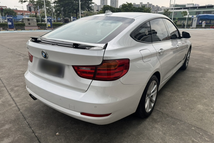 BMW 3 Series GT 2016 #6 BMW 3 Series GT 2016 car image #6