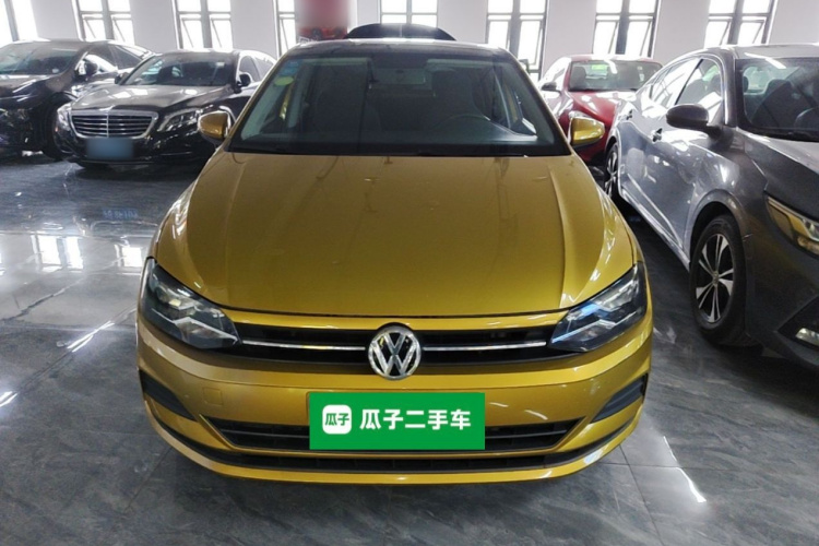 Volkswagen Polo 2020 car image #3