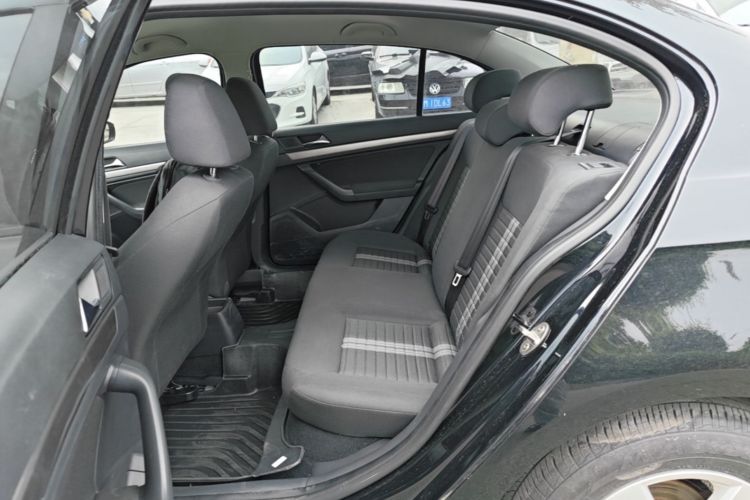 Volkswagen Lavida 2022 car image #13