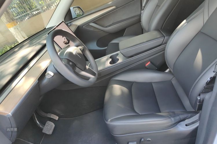 Tesla Model Y 2023 #17 Tesla Model Y 2023 car image #17