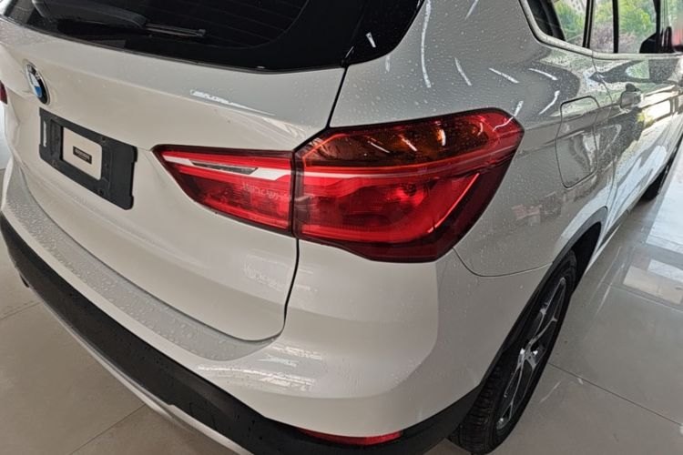 BMW X1 2018 #8 BMW X1 2018 car image #8