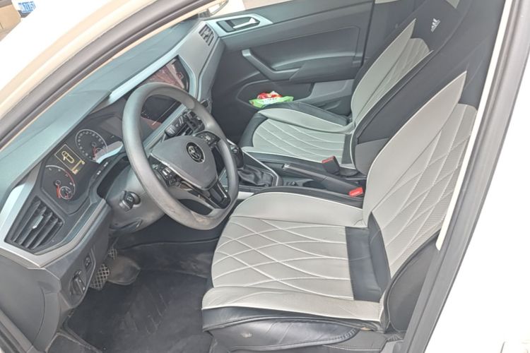 Volkswagen Polo 2021 car image #15