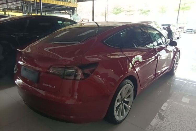 Tesla Model 3 2022 car image #5