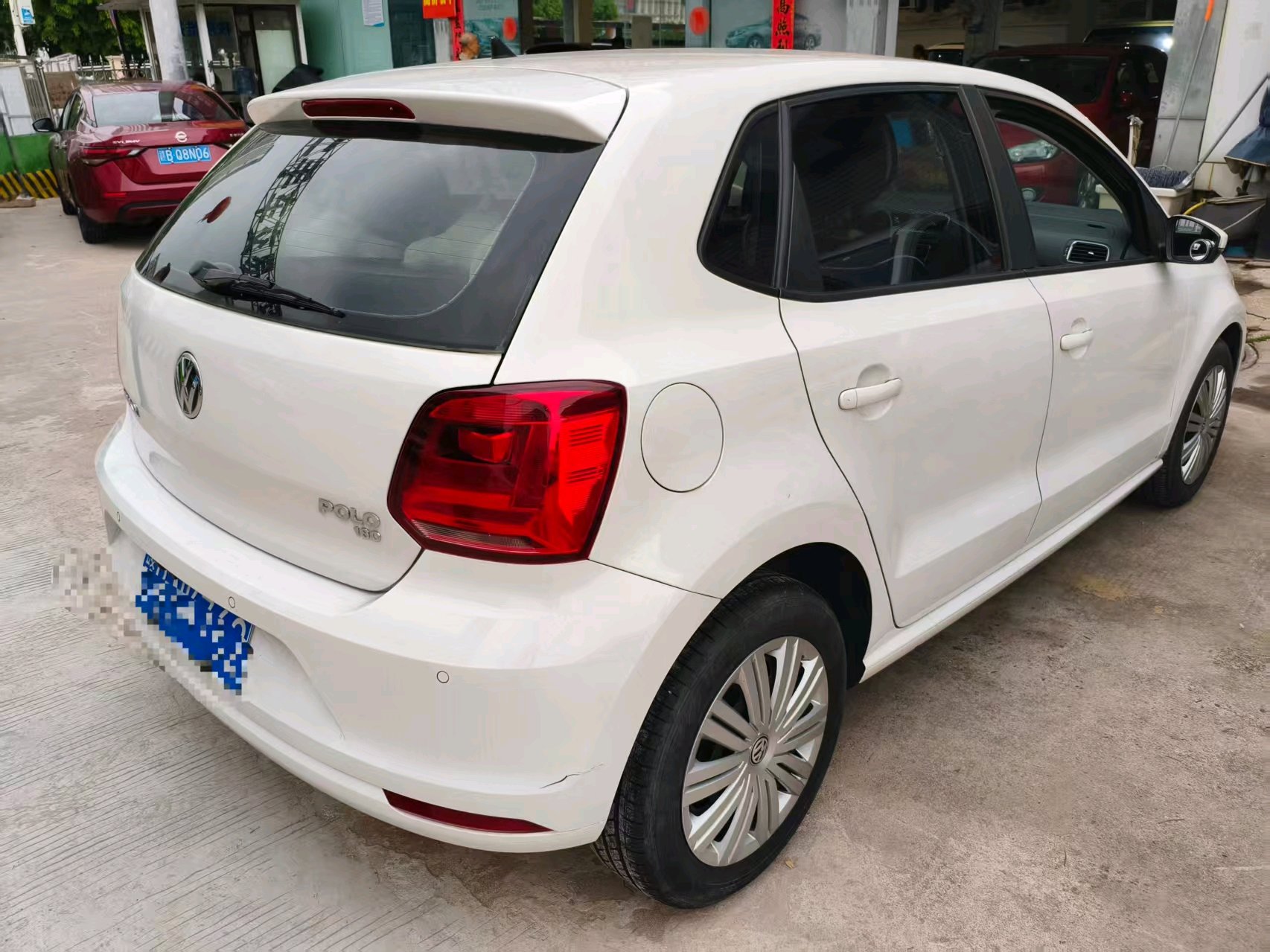 Volkswagen Polo 2018 car image #2