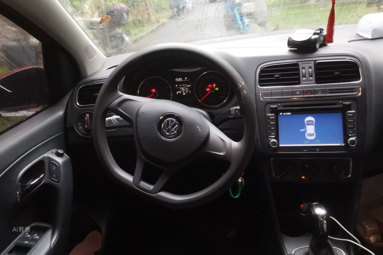 Volkswagen Polo 2015 #12 Volkswagen Polo 2015 car image #12