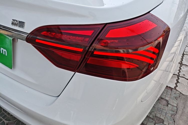 GEELY Emgrand 2018 immagine di auto #8