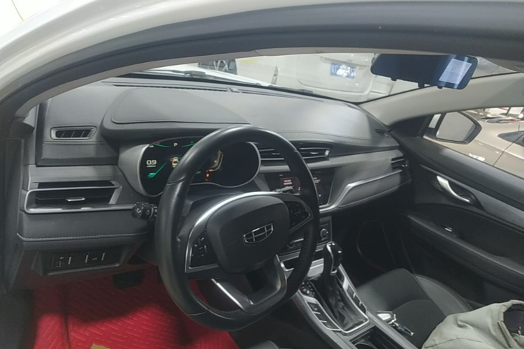 GEELY Emgrand 2021 car image #10