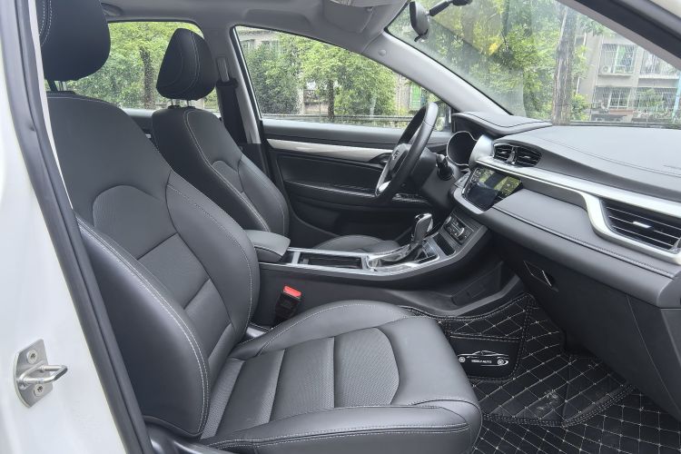 GEELY Emgrand 2020 car image #22