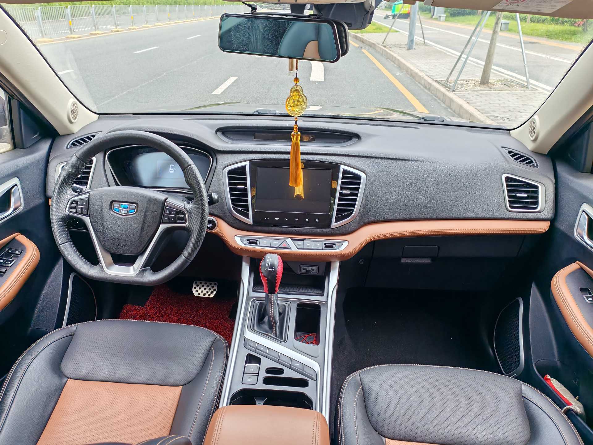 GEELY Vision X6 2019 #5 GEELY Vision X6 2019 car image #5