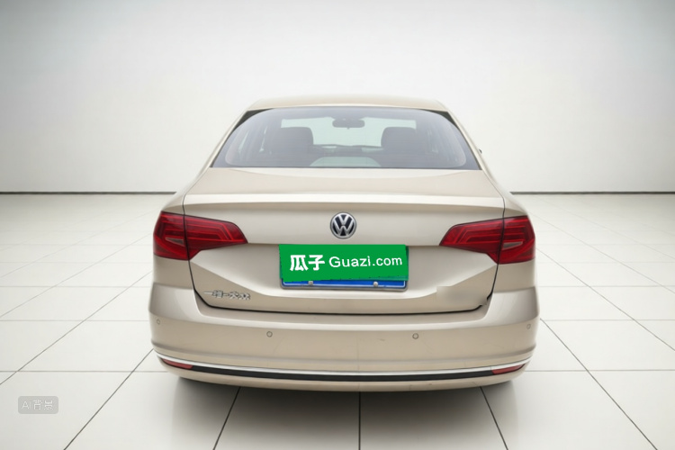Volkswagen Bora 2016 car image #6