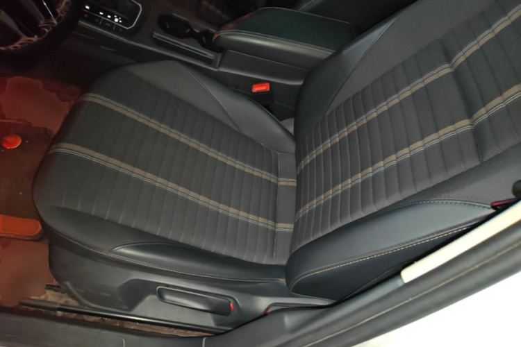 Volkswagen Lavida 2020 #15 Volkswagen Lavida 2020 car image #15