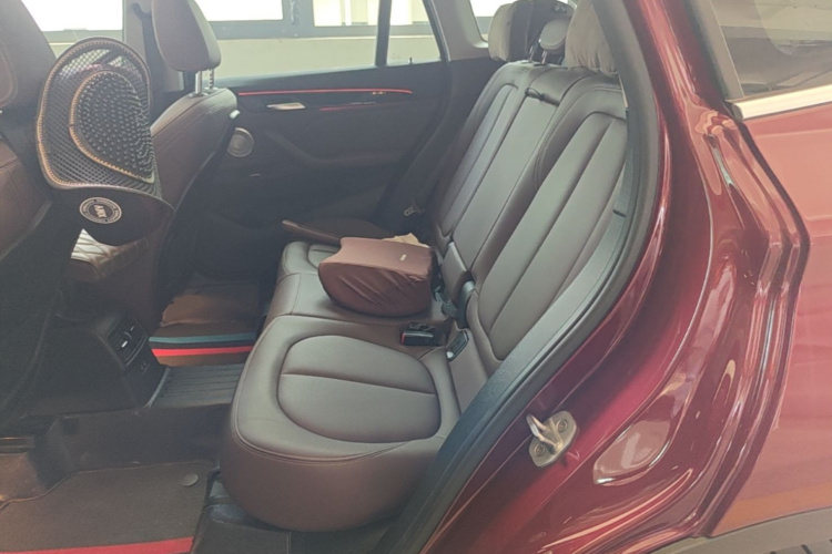 BMW X1 2021 car image #19