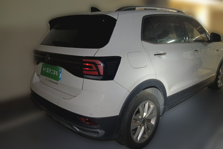 Volkswagen T-Cross 2021 car image #5