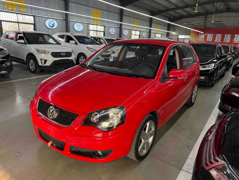 Volkswagen Polo 2010 صورة سيارة 