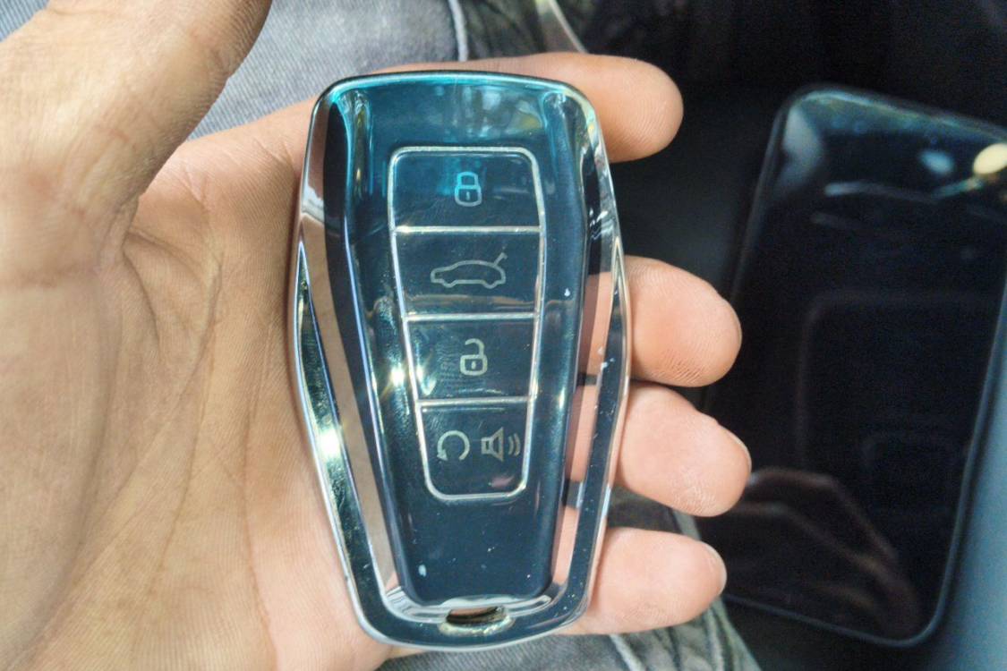 GEELY Binray 2020 #28 GEELY Binray 2020 изображение автомобиля #28