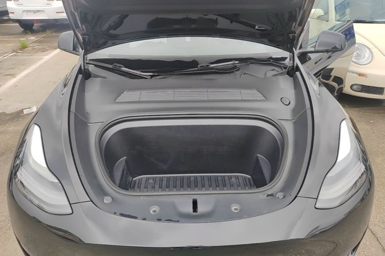 Tesla Model Y 2022 #20 Tesla Model Y 2022 car image #20