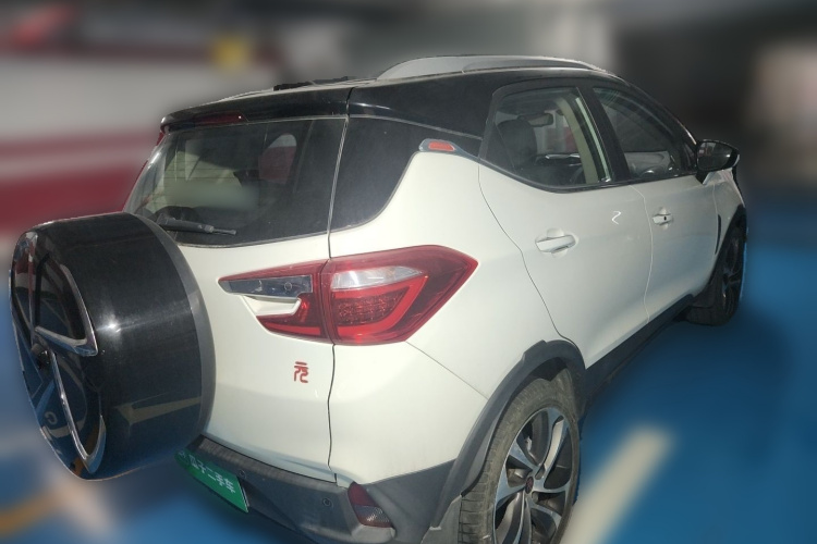 BYD Yuan 2016 #5 BYD Yuan 2016 car image #5